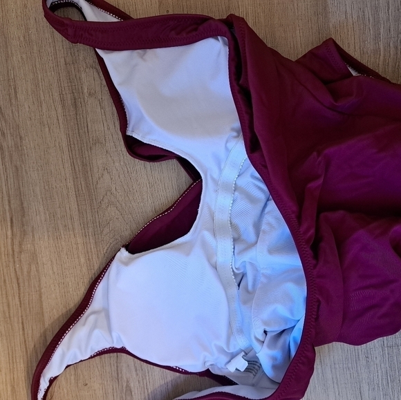 WOMEN'S Cupshe Maroon One Piece Swimsuit Small - Picture 5 of 6